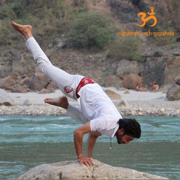 yoga courses in rishikesh